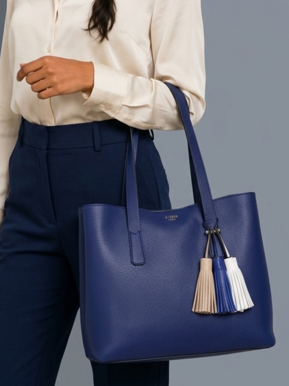 GUESS Navy Blue Pebbled Leather Tote Magnetic closure buttons Laptop bag